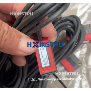 Leuze ET5.3/4P <b>Diffuse</b> Sensor Used H - Product Image 1