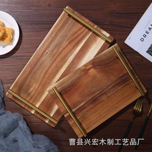 Bandeja de Servir de Madera de Acacia con Asas de Metal, Diseño de Rayas, Color Quemado, para Café y Té en Hoteles - Product Image 2