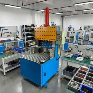 Máquina de Corte de Caucho para Reciclaje de Neumáticos Usados, Estructura de Cizalla de Alta Resistencia para Bloques de Neumáticos, Máquina de Pretratamiento de Gránulos de Caucho - Product Image 6