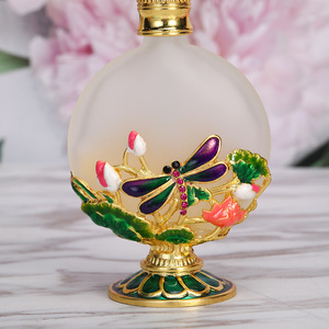 Botellas de Attar Esmeriladas Patentadas en Dubái de 30 ml, <span class=keywords><strong>Perfume</strong></span> de Metal con Aroma a Flor de Orquídea Árabe para Aceite Esencial, Recargables con Tapa de Rosca - Product Image 3