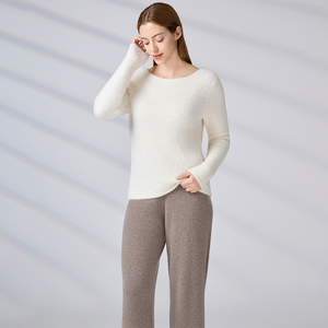 Pull en laine blanc tricoté à manches longues et col bateau pour femme, pull-over doux et moelleux, collection automne - Product Image 3