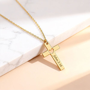 Collar con Colgante de Cruz Cristiana de Latón/Acero Inoxidable, Diseño de Corazón con Versículo de Juan 3:16, Joyería Moderna para Mujer, Superventas - Product Image 1