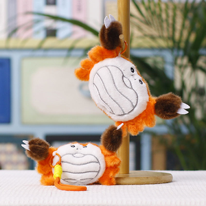 Llavero de peluche de cangrejo personalizado al por mayor, colgante estético de animal de peluche para bolso, mini juguete de vida marina, recuerdos de fiesta con marca personalizada - Product Image 4