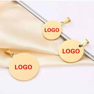 พวงกุญแจสลักสแตนเลสขัดเงาสีทองสำหรับเป็นของขวัญส่งเสริมการขายที่ใส่กุญแจโลหะเปล่าออกแบบโลโก้ได้ตามต้องการ - Product Image 3