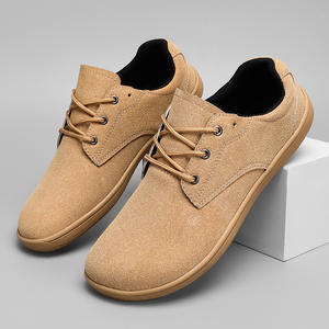 Chaussures en cuir pour hommes de grande taille avec une large surface pour le pied et sans pression sur les orteils. Chaussures de sport et décontractées pour hommes à bout large - Product Image 3