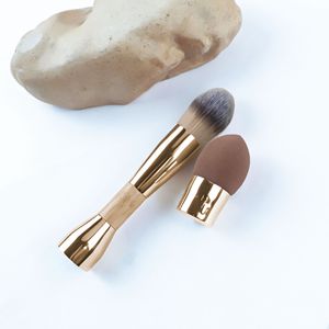 Double-Ended <b>Foundation</b> Brush With Sponge Tip Wooden Handle Synthetic Fibers Round Shape For Makeup Application - Product Image 1