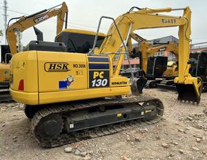 Excavatrice sur chenilles Komatsu PC130 d'occasion, moteur d'origine, faible nombre d'heures - Product Image 3