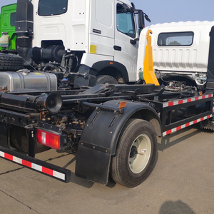 Chine 2020 nouveaux produits howo l'<span class=keywords><strong>assainissement</strong></span> amovible <span class=keywords><strong>prix</strong></span> de <span class=keywords><strong>camion</strong></span> à ordures - Product Image 6