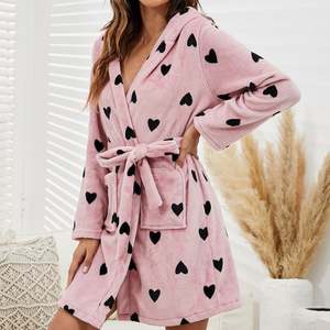 T03 Peignoir mi-long en flanelle pour femme, de haute qualité, épais et chaud, ample, pyjama sexy pour femme - Product Image 1