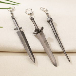 <span class=keywords><strong>3</strong></span> Diseños de Llaveros de Anime, Espada de Asta de Black Clover, Espada Demoníaca, Modelo de <span class=keywords><strong>Arma</strong></span>, Colgante, Mosquetón - Product Image 4