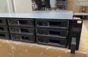 เซิร์ฟเวอร์จัดเก็บข้อมูลระบบเครือข่ายแบบไร้ RS2423 + RS2423RP 12อ่าวของแท้ใหม่ - Product Image 5