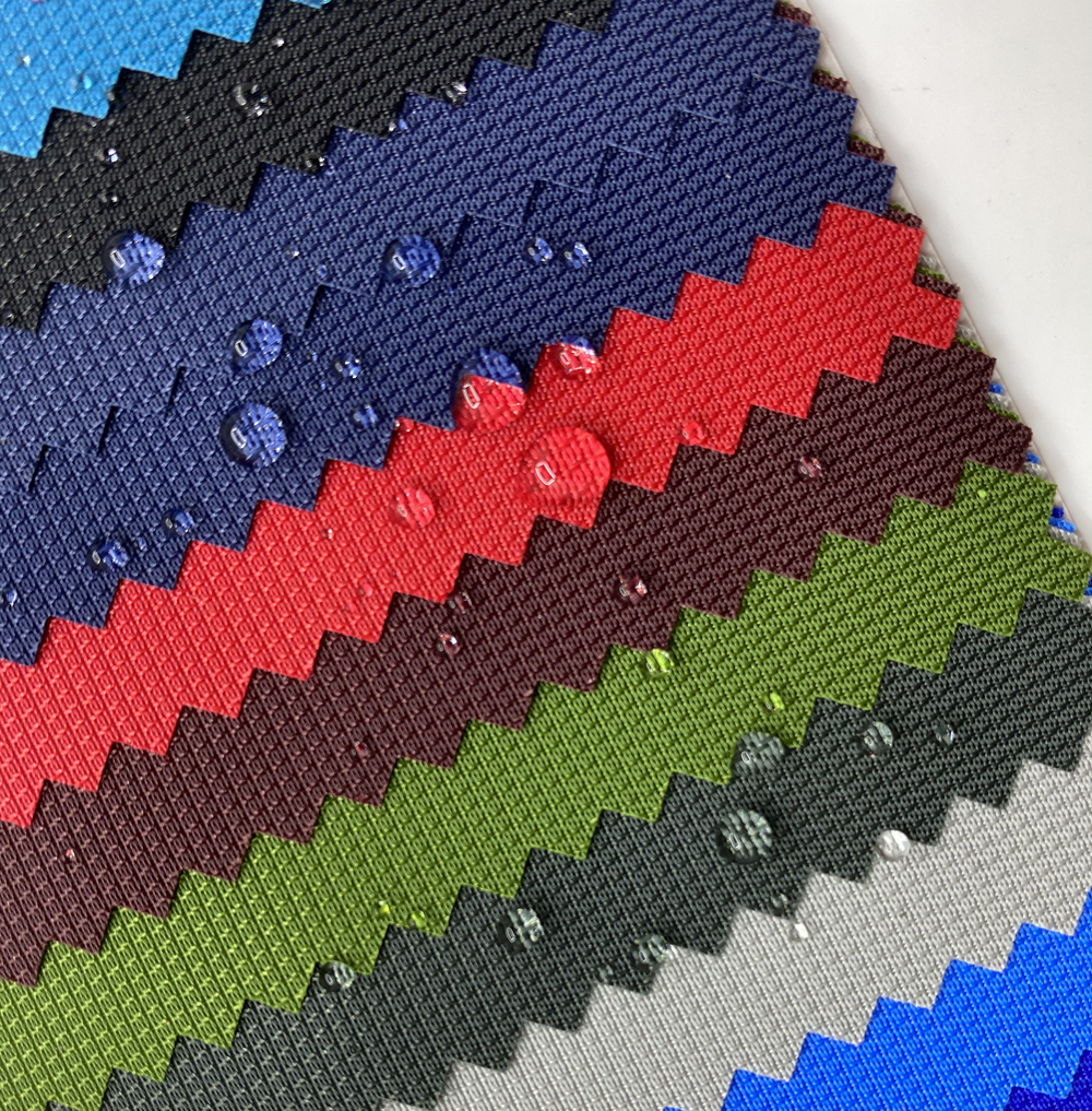 Waterproof 210D Ripstop Horizontal Jacquard PU Water Resistant Nylon Fabric