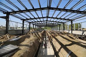 Conexión de Montaje Rápido, Estructura de Acero Ligero Prefabricada para Establos con Techo Aislado Tipo Sándwich - Product Image 3