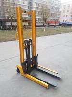 Gerbeur manuel 3t avec vitesse de levage réglable, transmission intégrale, longueur de fourche 1070 mm, flexible pour différents types de marchandises, pour utilisation en intérieur/extérieur