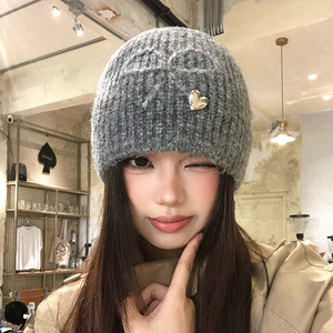 Bonnet en laine tricoté style coréen gris beige chaud automne hiver pour femme, décontracté, effet amincissant pour le visage, cache-oreilles - Product Image 1