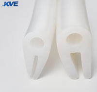 Bande de joint en caoutchouc de silicone de haute précision Extrusions de forme flexible Profils extrudés en caoutchouc OEM Usine chinoise Étanchéité EPDM/PVC