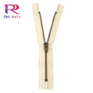 Ventas al por mayor 3 # Zip Jeans <span class=keywords><strong>Siper</strong></span> Metal Cremallera Cinta de algodón 4,5 YG Slider Jacket Zip H Shape Bottom Stop Cremallera de latón antiguo - Product Image 6