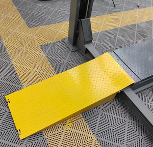 Zware 4-koloms autolift voor garage, werkplaats, voertuigparkeerplaats en uitlijning - Product Image 6