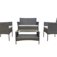 4-teiliges Rattan-Gartenmöbel-Set – Sofa, Couch und Tisch aus Korbgeflecht mit gehärtetem Glas und dicken Kissen