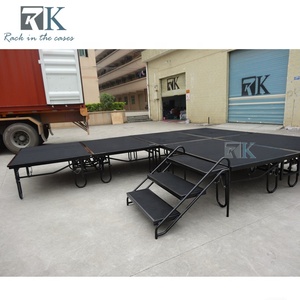 Escenario Plegable de Acero con Acabado Alfombrado y Ruedas, Escenario para Exteriores - Product Image 3