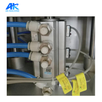 Machine de remplissage de bavoir de type servo Sac aseptique d'oeufs liquides dans le remplisseur de boîte Type de pesage automatique