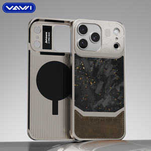 Étui de téléphone VAWI V-A03 en métal avec empiècements en cuir de crocodile et fibre de carbone pour <span class=keywords><strong>iPhone</strong></span> 13 14 15 16 17 Pro Max - Product Image 1