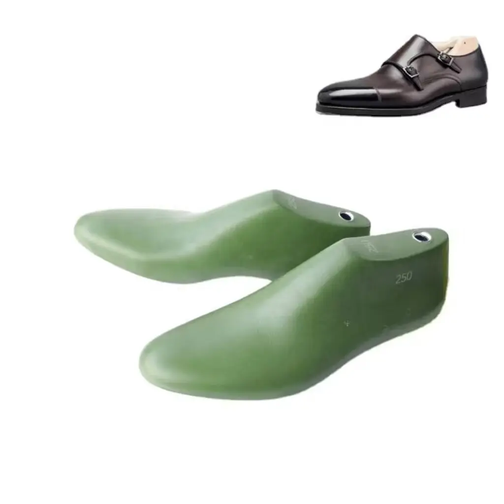 man handmade goodyear dress shoes plastic shoe lasts