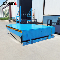 Niveleur de quai de 8 tonnes, conception à transition fluide, niveleur de quai fixe, rampe de chargement hydraulique, plateforme