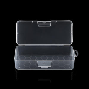 Caja de almacenamiento rectangular transparente de 15,1x6,5x4,6 cm con tapa para organizar piezas de joyería y almacenar artículos pequeños - Product Image 3