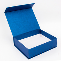 Boîte cadeau magnétique de luxe personnalisée, emballage en carton rigide bleu mat, boîte pliable noire