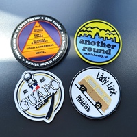Pas de minimum de vêtements 3D pas cher en silicone souple Pvc étiquette en caoutchouc Logo Patch personnalisé en caoutchouc PVC fer sur patchs personnalisés pour sac de vêtement