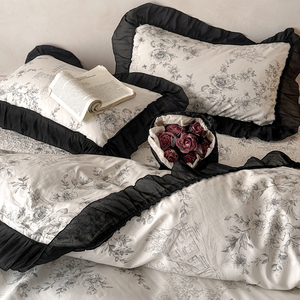 Juego de Ropa de Cama de Cuatro Piezas de Estilo Retro Francés, Juego de Sábanas, Fundas de Almohada, Juego de Fundas de Edredón - Product Image 3