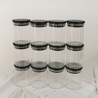 12 pots à épices en verre avec couvercles en bambou noir et étiquettes, petits contenants de stockage alimentaire de 6 oz pour la cuisine, les assaisonnements, les herbes, le sel