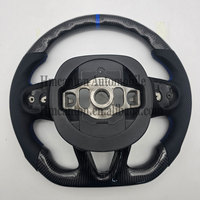 Produits personnalisés en cuir perforé Volant en fibre de carbone pour volant de voiture Dodge Challenger