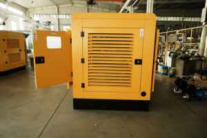 312.5KVA 250KW 저소음형 380V 삼상 천연가스 LPG 수냉식 발전기 세트 트레일러 전기 시동 AC 단상 - Product Image 3