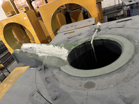 Four de fusion à induction industriel à économie d'énergie pour petits métaux 1600C 3000 degrés pour fondre la ferraille en laiton dans la fonderie