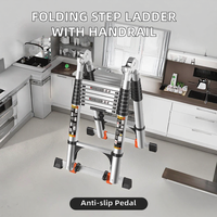 Échelles combinées pliantes industrielles modernes de 1,7 m avec main courante en alliage d'aluminium, capacité de charge de 150 kg pour escalier de bureau et usage intérieur