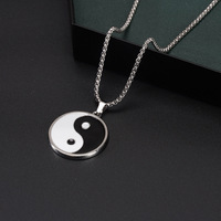 Collier pendentif en acier inoxydable Tai Chi Bagua de style chinois - Accessoires tendance unisexes pour hommes