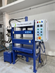 Prensa Hidráulica Combinada de 60x60cm Fabricada en India, Equipo de Prensado Industrial de Alta Resistencia en Venta - Product Image 4