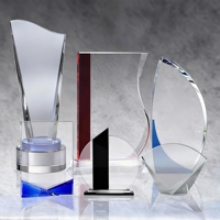 Trophées en cristal personnalisés K9 vierges en gros à bas prix pour cadeaux d'affaires et autres créations en cristal