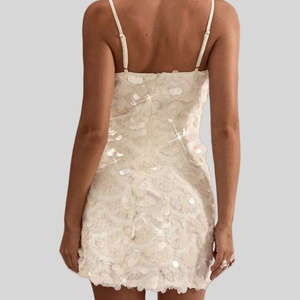 Mini vestido elegante de lentejuelas blancas para <span class=keywords><strong>mujer</strong></span> para trajes de fiesta de vacaciones de invitados de boda - Product Image 3