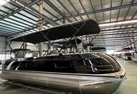 Prêt à être expédié, bateau de pêche en aluminium de 25 pieds avec moteur, style sportif pour une utilisation en plein air, capacité de 10 à 15 personnes