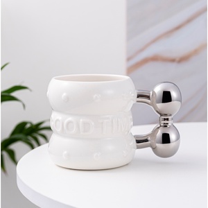 Tazza in Porcellana Bone China di Alta Qualità 400ml con Manico Placcato Argento, Lussuoso Motivo a Stelle, Adatta per Microonde e Lavastoviglie - Product Image 2