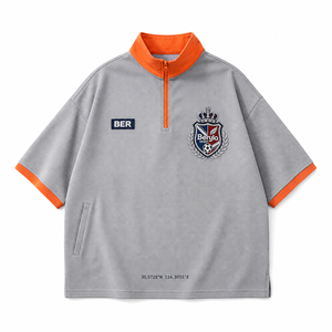 Camiseta Retro de Fútbol Estilo Blokecore con Cuello de Cremallera, Edición Local, Corte Holgado, Unisex, Fabricante de Ropa Deportiva Personalizada - Product Image 1