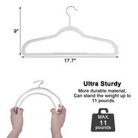 Cintre à vêtements AINARE antidérapant en plastique à un seul niveau, avec épaules recouvertes de TPR et crochet métallique pivotant pour armoire, idéal pour chemises, vestes et manteaux