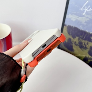 <span class=keywords><strong>Coque</strong></span> antichoc pour Beats avec support intégré, contrôle <span class=keywords><strong>de</strong></span> la caméra et dragonne pour Apple iPhone 17 Pro/17 Pro Max - Product Image 6