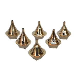 Porta Incienso Cónico de Latón con Acabado Plateado, Juego de Cuatro Soportes para Incienso, Diseño Decorativo de Metal Brillante - Product Image 4