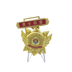 Наградная медаль-кубок из золота на заказ <span class=keywords><strong>2026</strong></span> года, современный стиль, недорогой сувенир для ежегодных торжественных мероприятий - Product Image 4