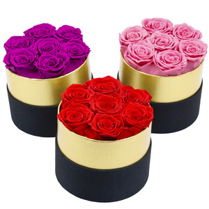 Rose éternelle en bouquet, boîte à fleurs ronde noire Phnom Penh, 7 fleurs, cadeau de Noël, cadeau de la Saint-Valentin, fleurs séchées - Product Image 1