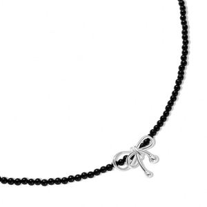 Collar con Colgante de Lazo y Cuentas de Ónix Negro en Plata de Ley 925, Diseño Único y Elegante de Dylam para Mujer - Product Image 4